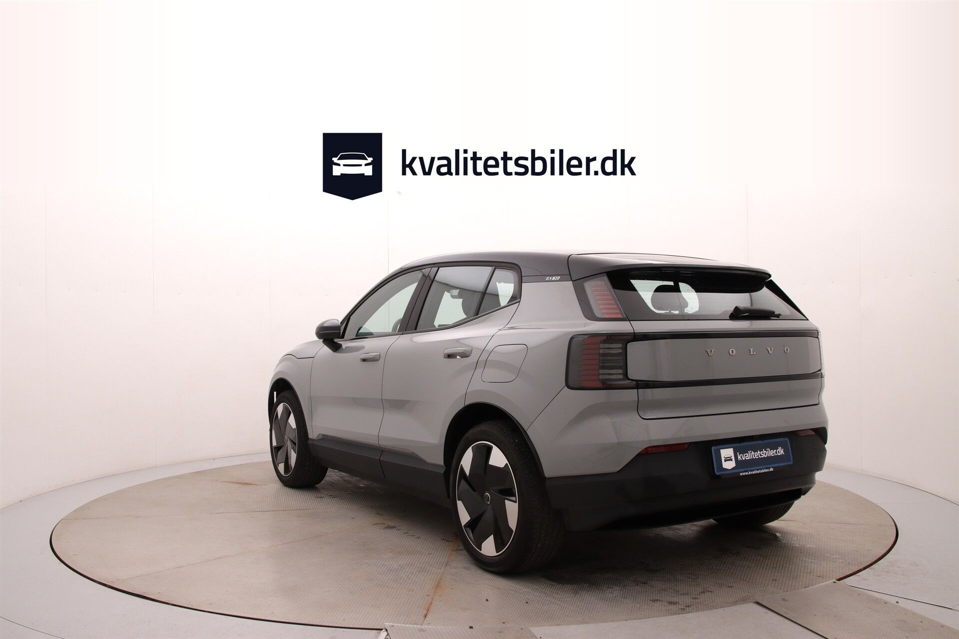 Grå Volvo EX30 fra 2024