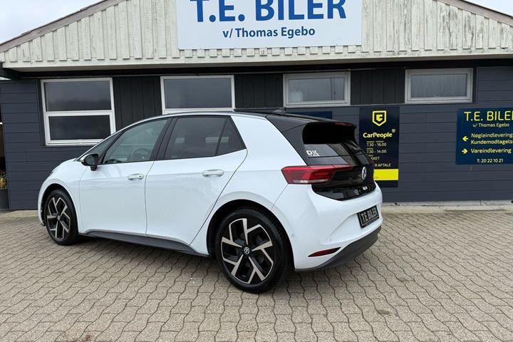 Hvid VW ID.3 fra 2024