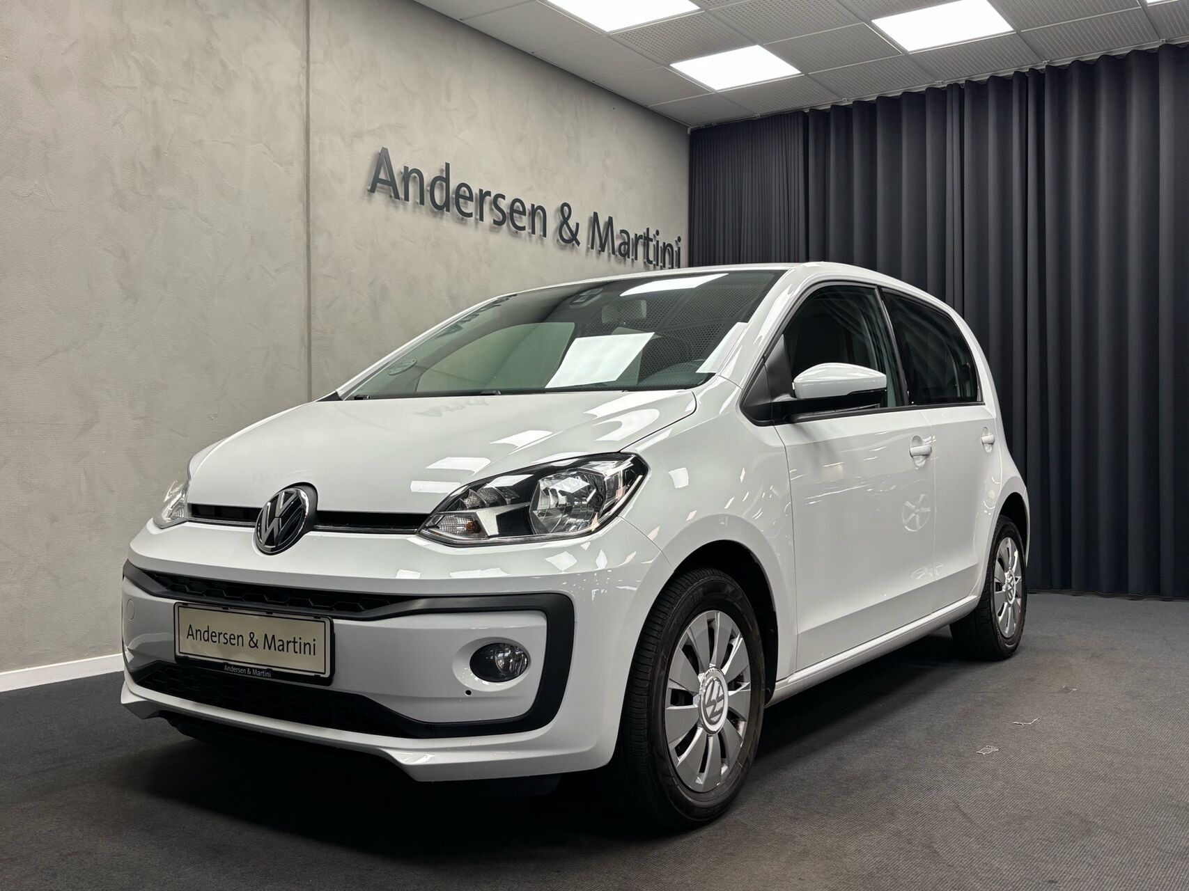 Hvid VW UP! fra 2017