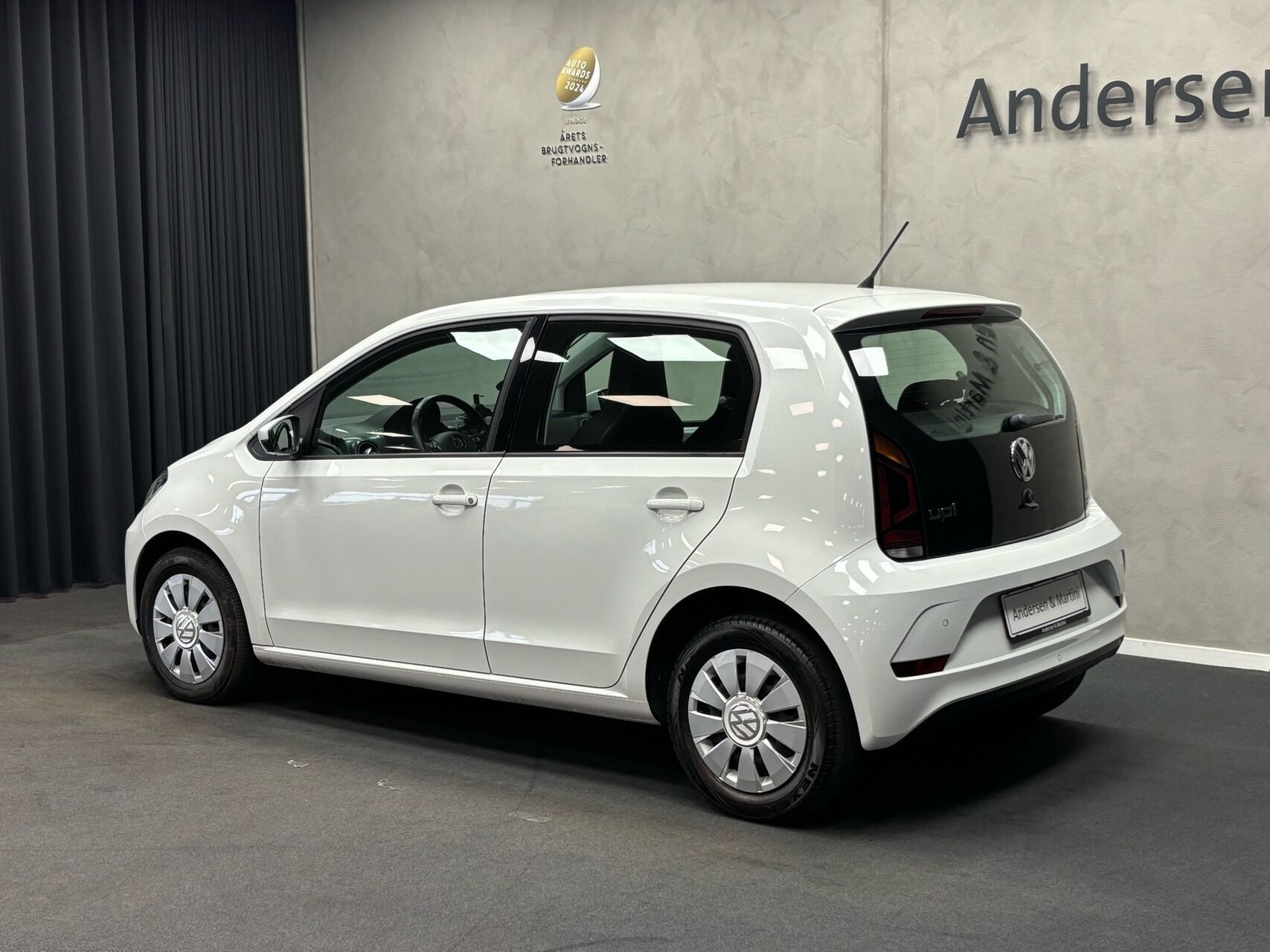 Hvid VW UP! fra 2017