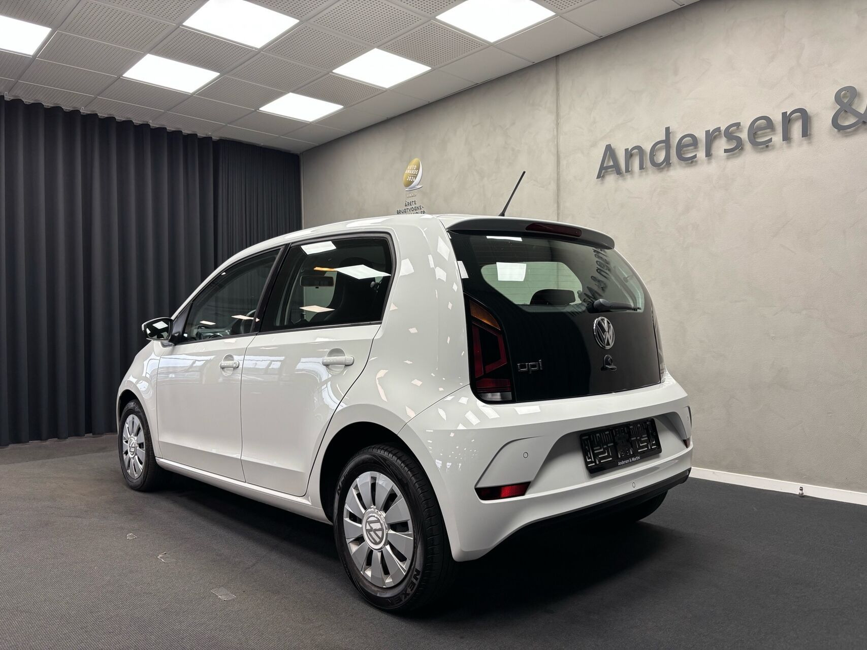 Hvid VW UP! fra 2017