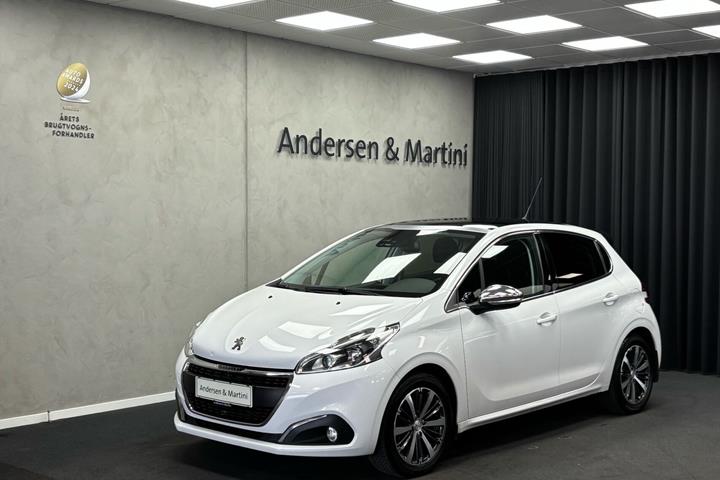 Hvid Peugeot 208 fra 2017
