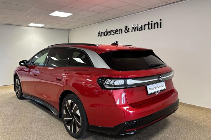 Rød VW ID.7 fra 2025