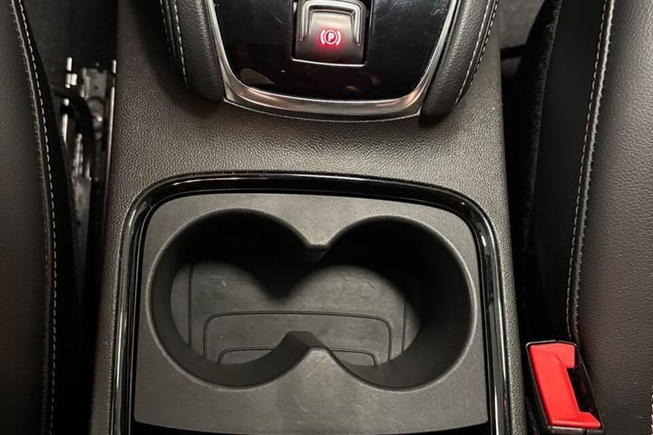 Sort Opel Grandland fra 2022