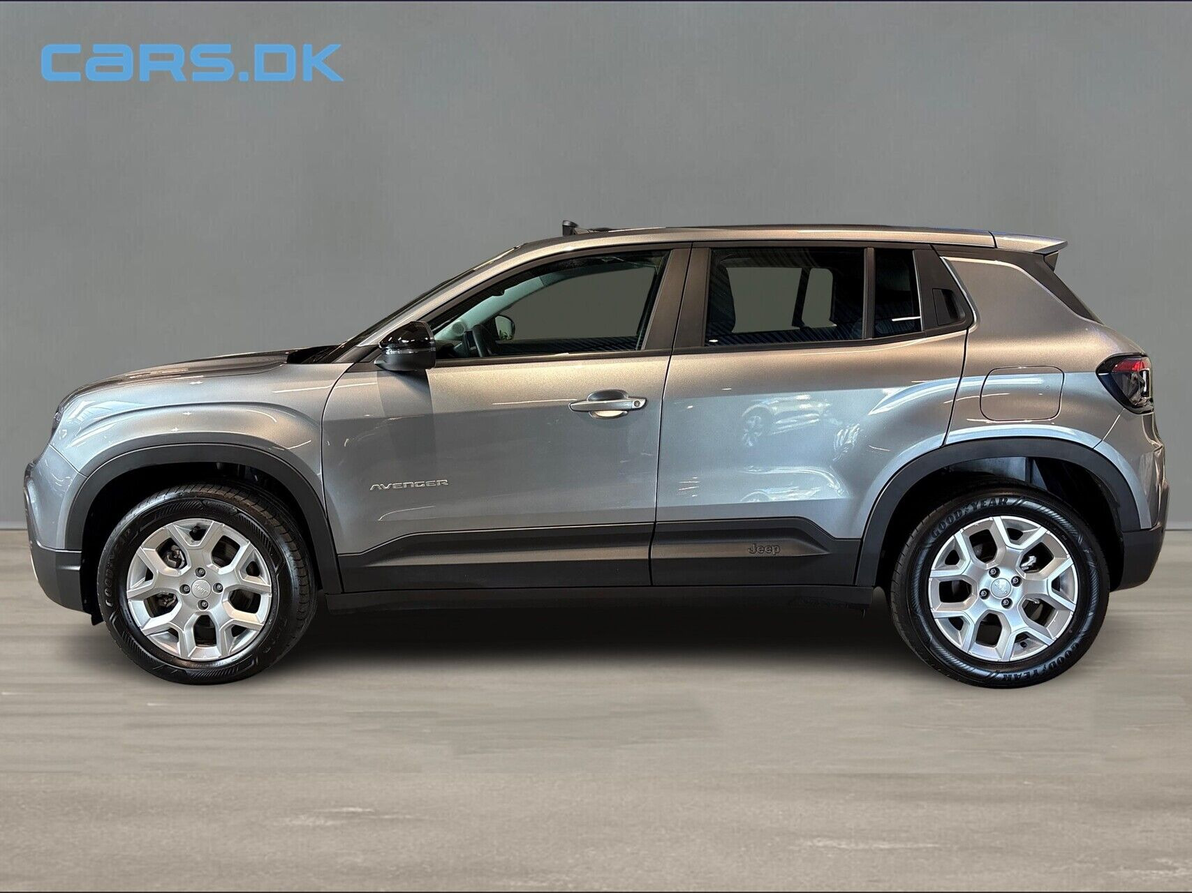 Grå Jeep Avenger fra 2025