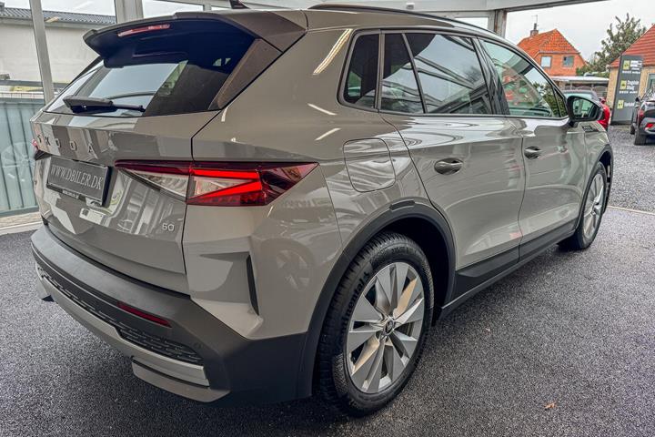 Grå Skoda Elroq fra 2025