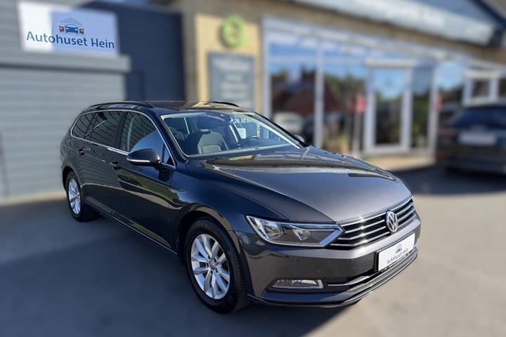 Grå VW Passat fra 2018