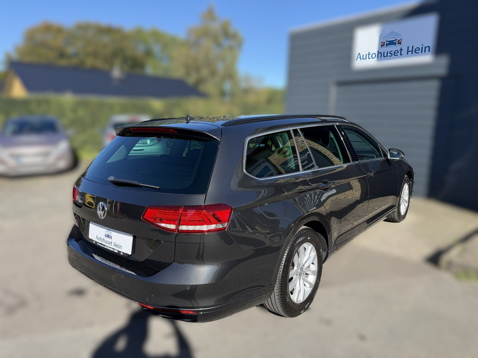 Grå VW Passat fra 2018