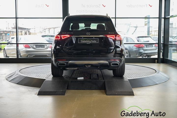 Sort Mercedes GLE350 de fra 2022