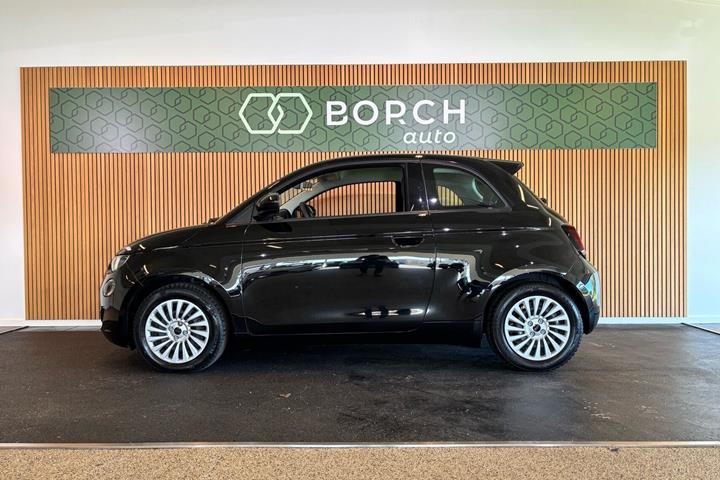 Sort Fiat 500e fra 2023