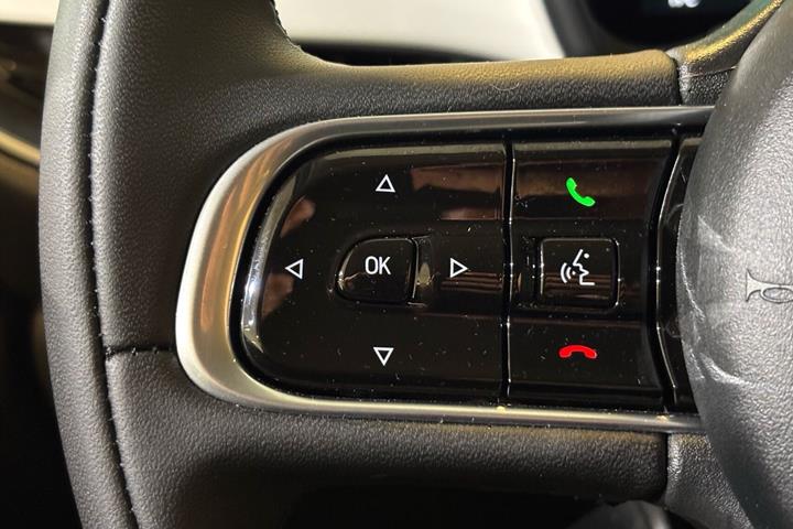 Hvid Fiat 500e fra 2023