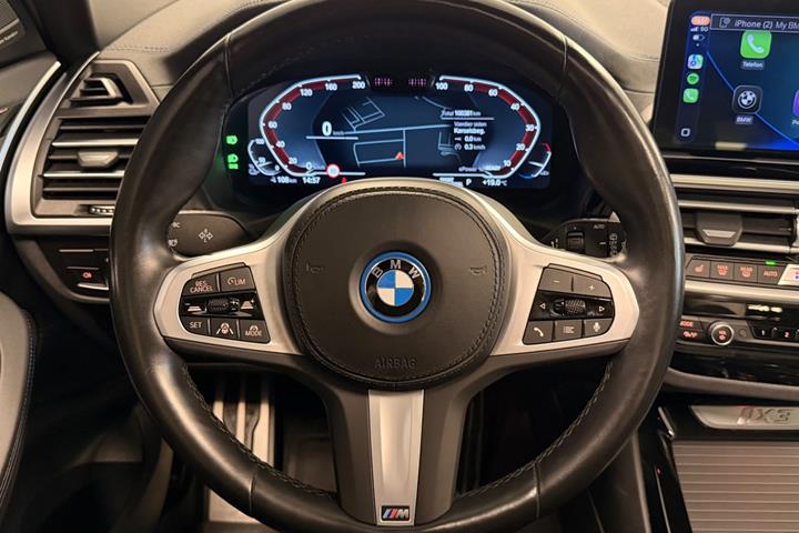 Hvid BMW iX3 fra 2022