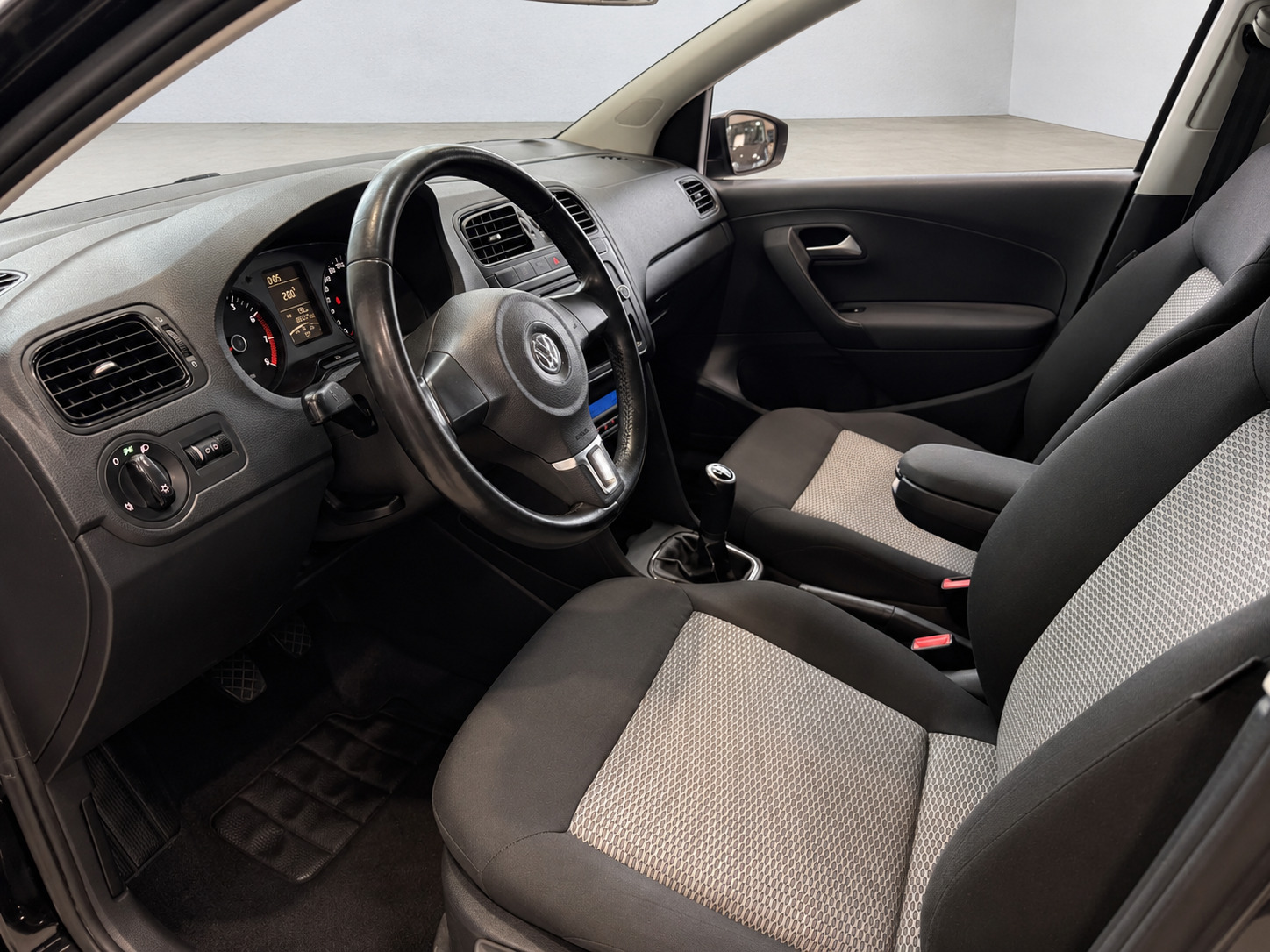 Sort VW Polo fra 2010