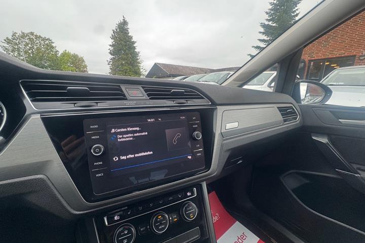 Sort VW Touran fra 2018