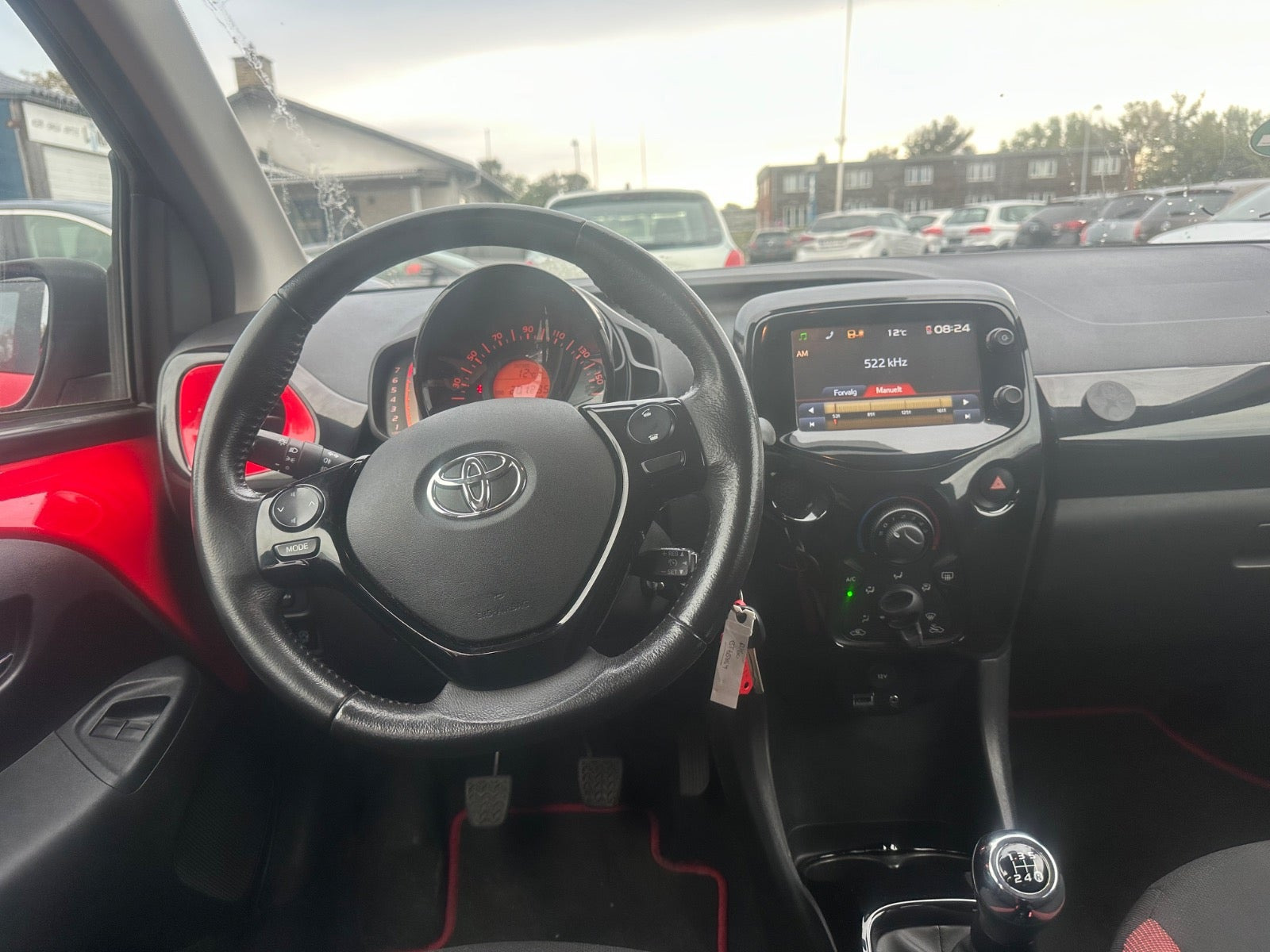 Rød Toyota Aygo fra 2018
