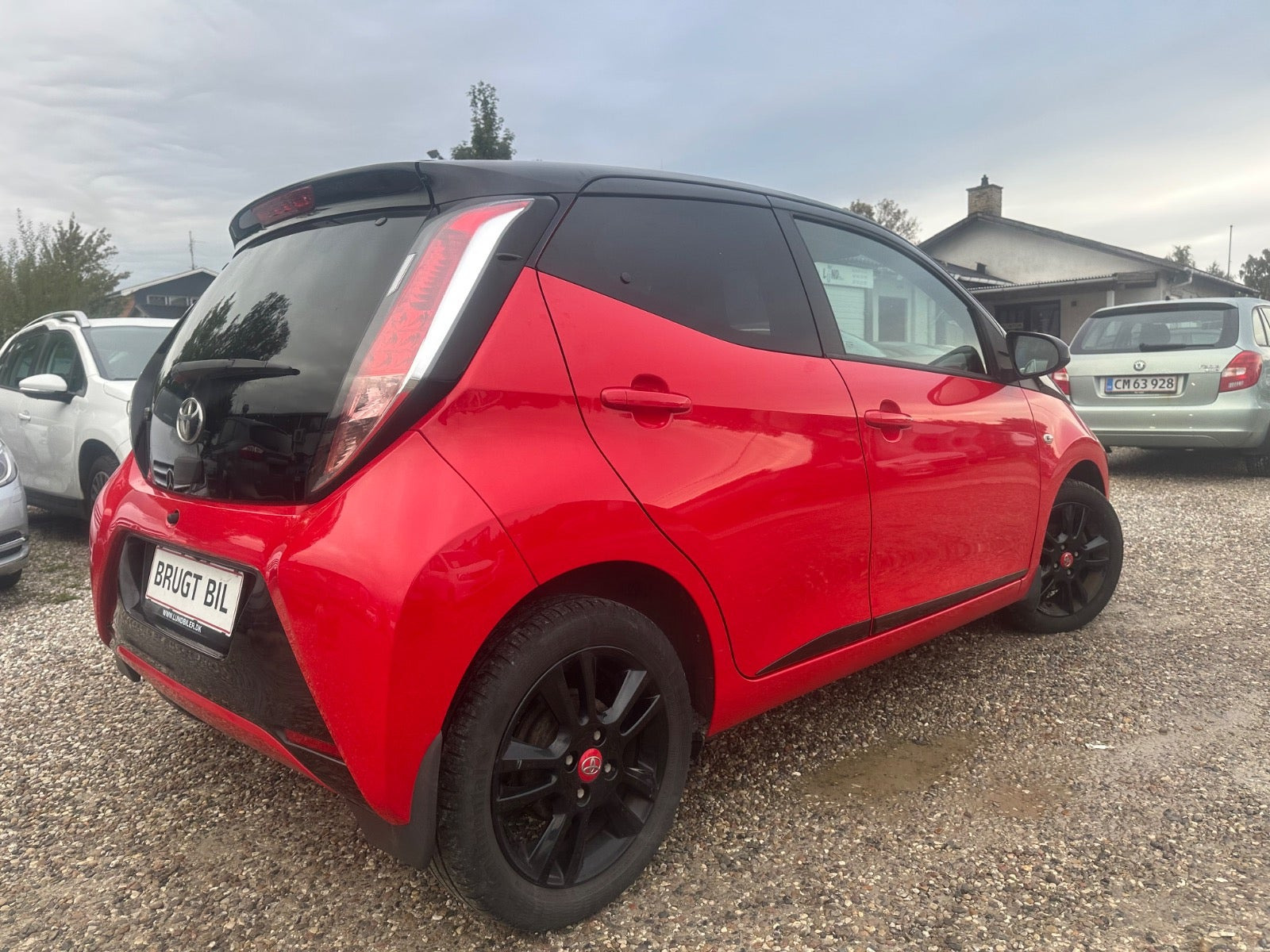 Rød Toyota Aygo fra 2018