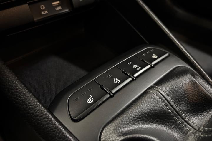 Blå Kia Rio fra 2017