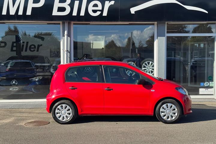 Rød Skoda Citigo fra 2013