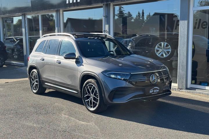 Grå Mercedes EQB300 fra 2022
