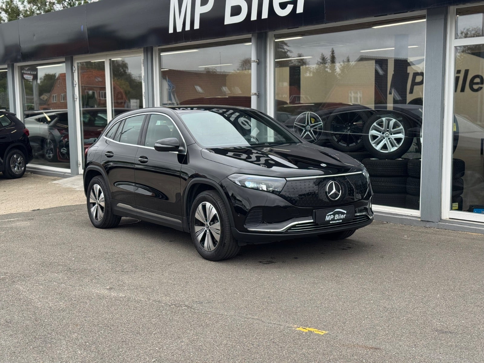 Sort Mercedes EQA250+ fra 2024