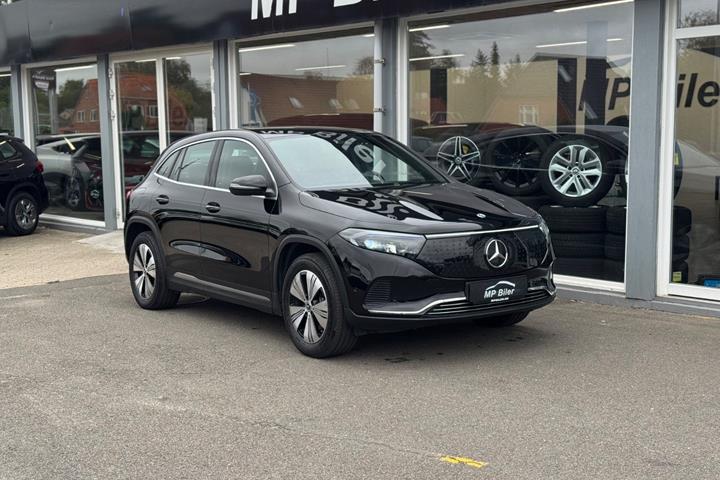 Sort Mercedes EQA250+ fra 2024