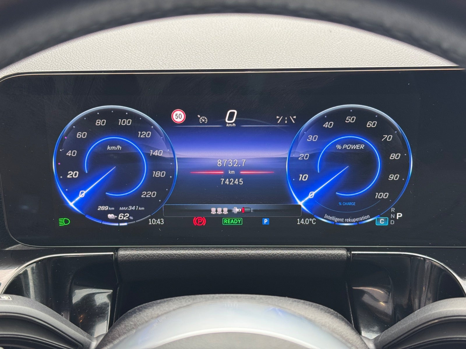 Sort Mercedes EQA250+ fra 2024