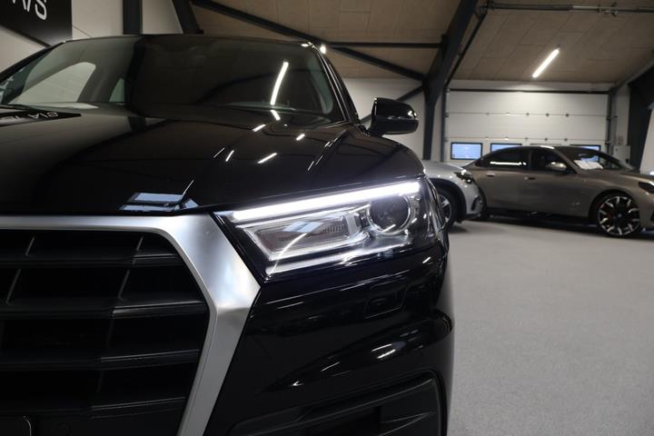 Sort Audi Q5 fra 2017