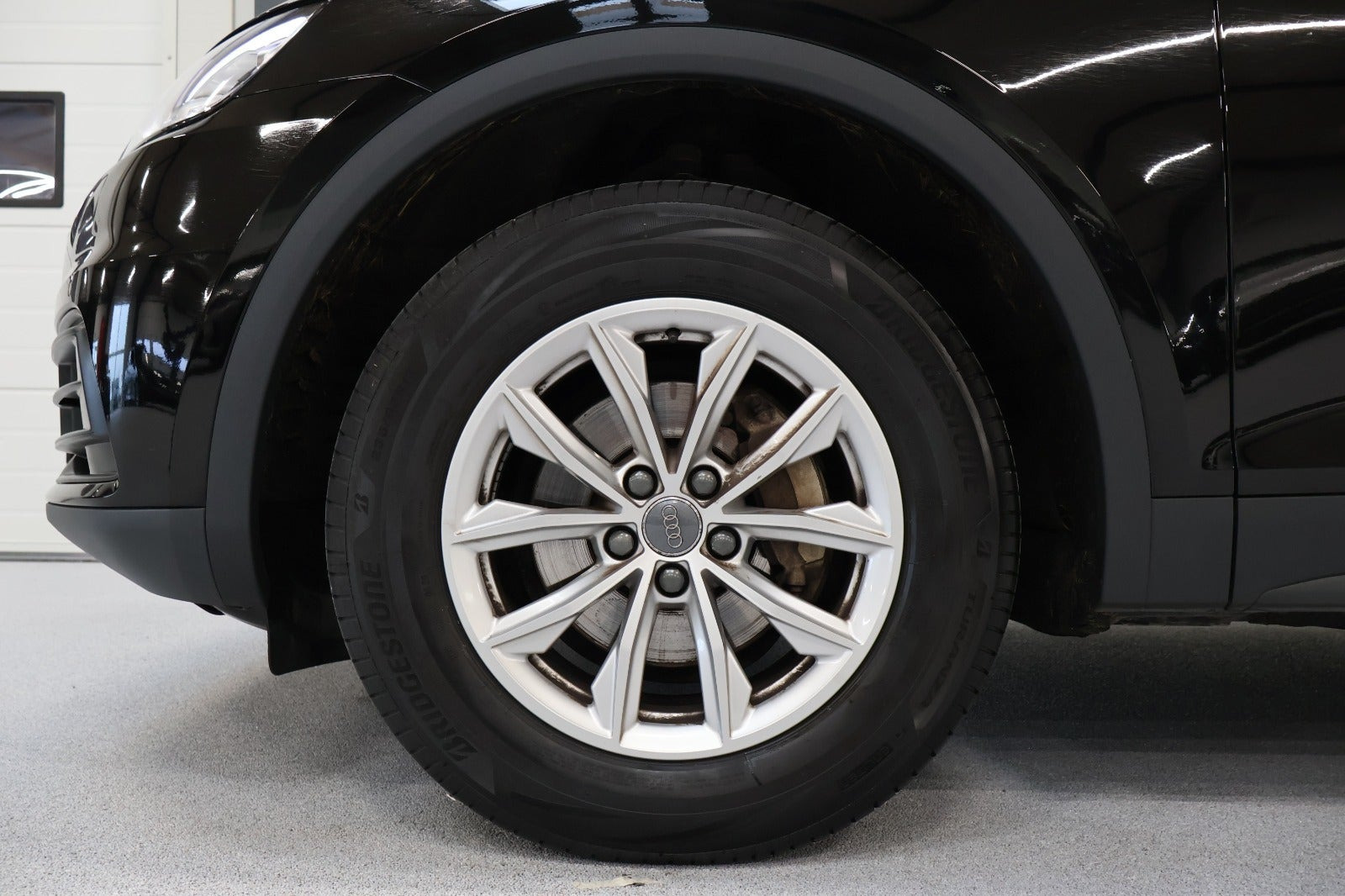 Sort Audi Q5 fra 2017