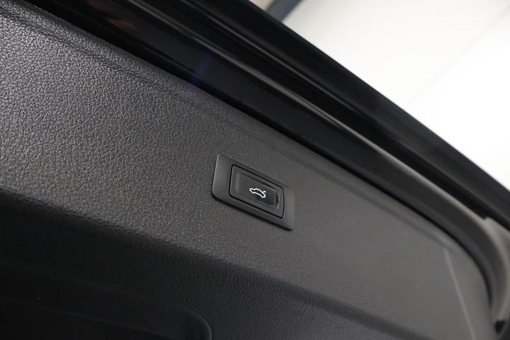 Sort Audi Q5 fra 2017