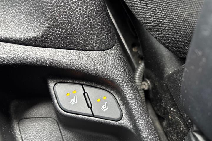 Grå Kia Picanto fra 2016
