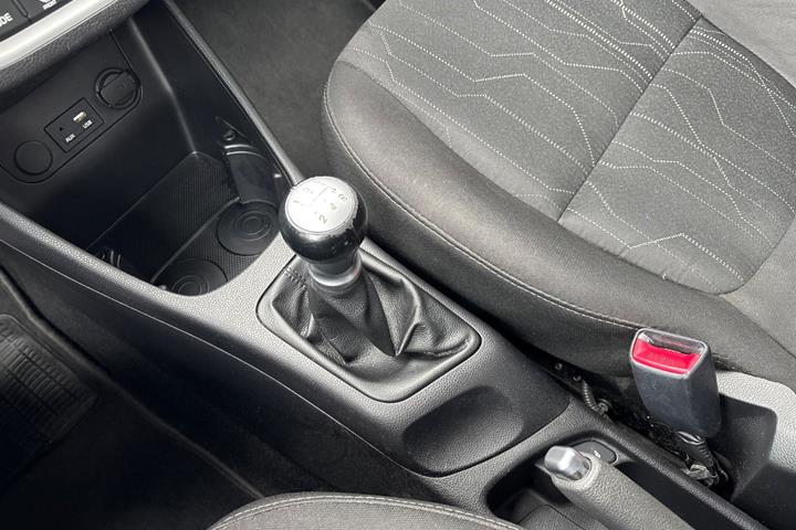 Grå Kia Picanto fra 2016