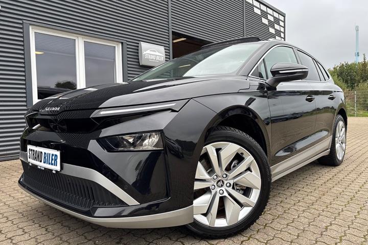 Sort Skoda Enyaq fra 2025