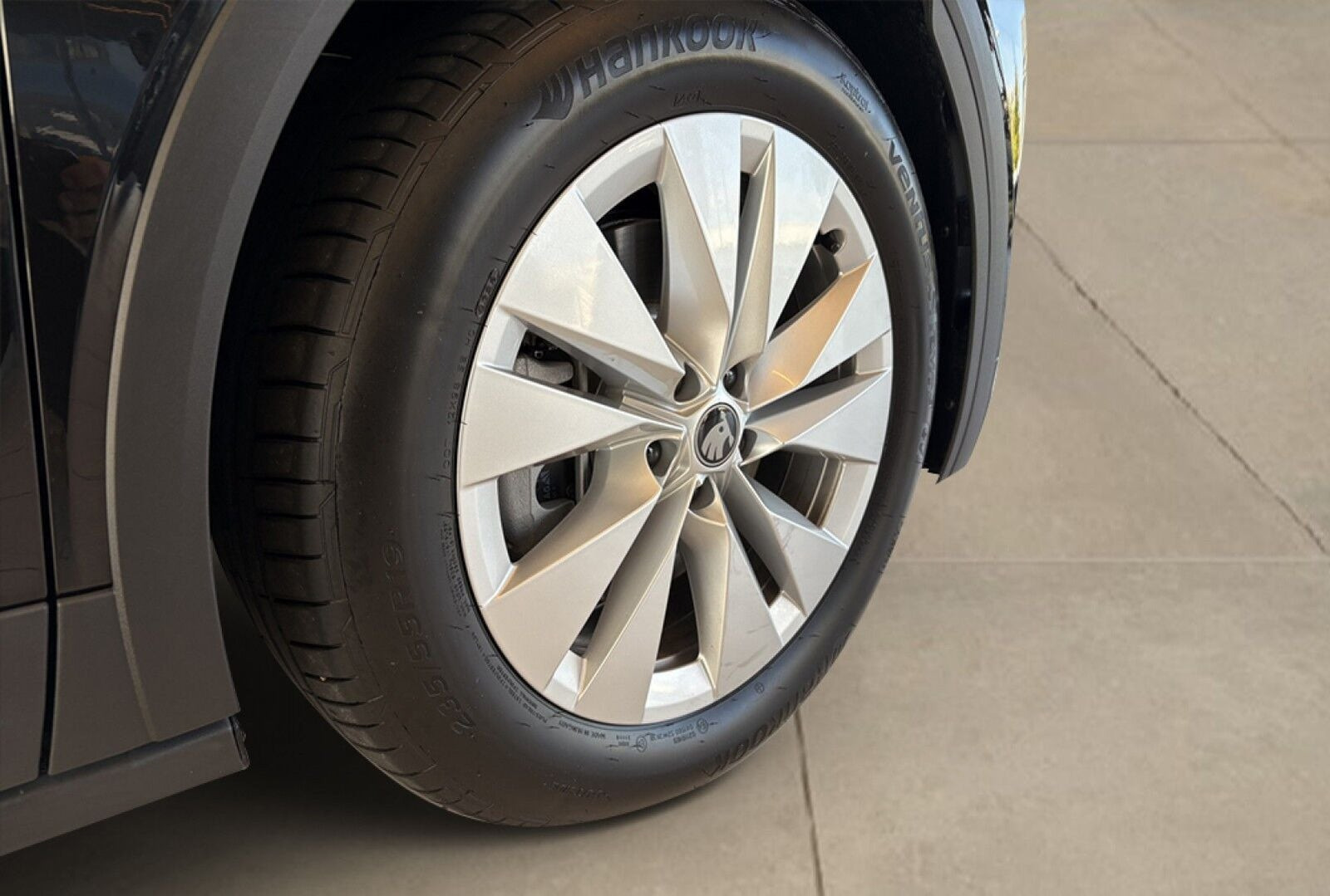 Sort Skoda Elroq fra 2026
