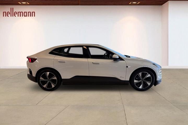 Hvid Polestar 4 fra 2026