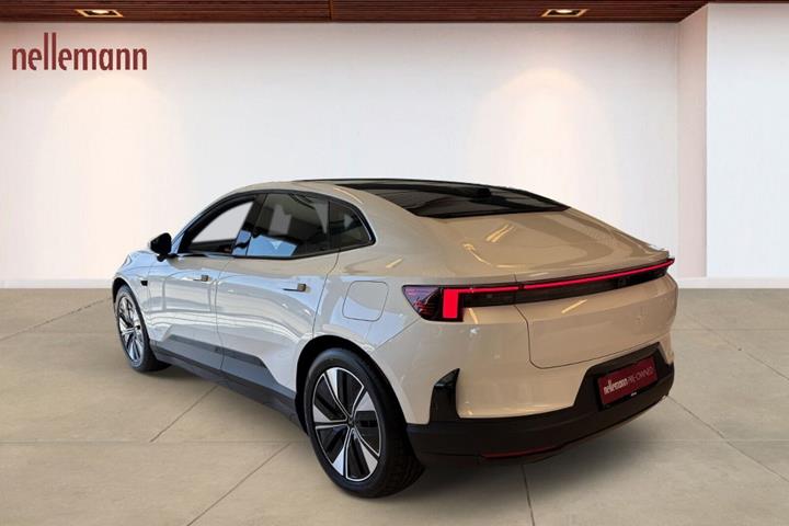 Hvid Polestar 4 fra 2026