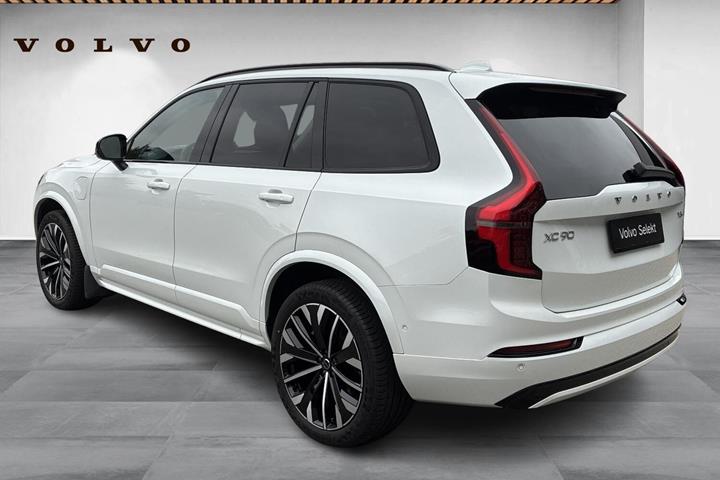 Hvid Volvo XC90 fra 2026