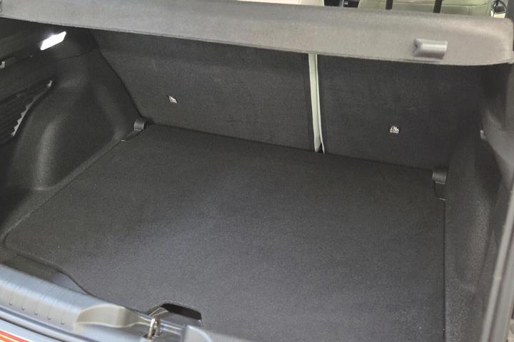 Orange Fiat 600e fra 2025