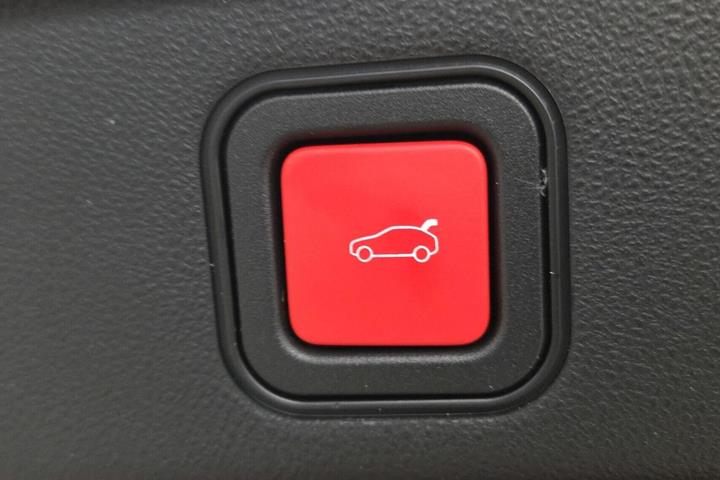 Orange Fiat 600e fra 2025