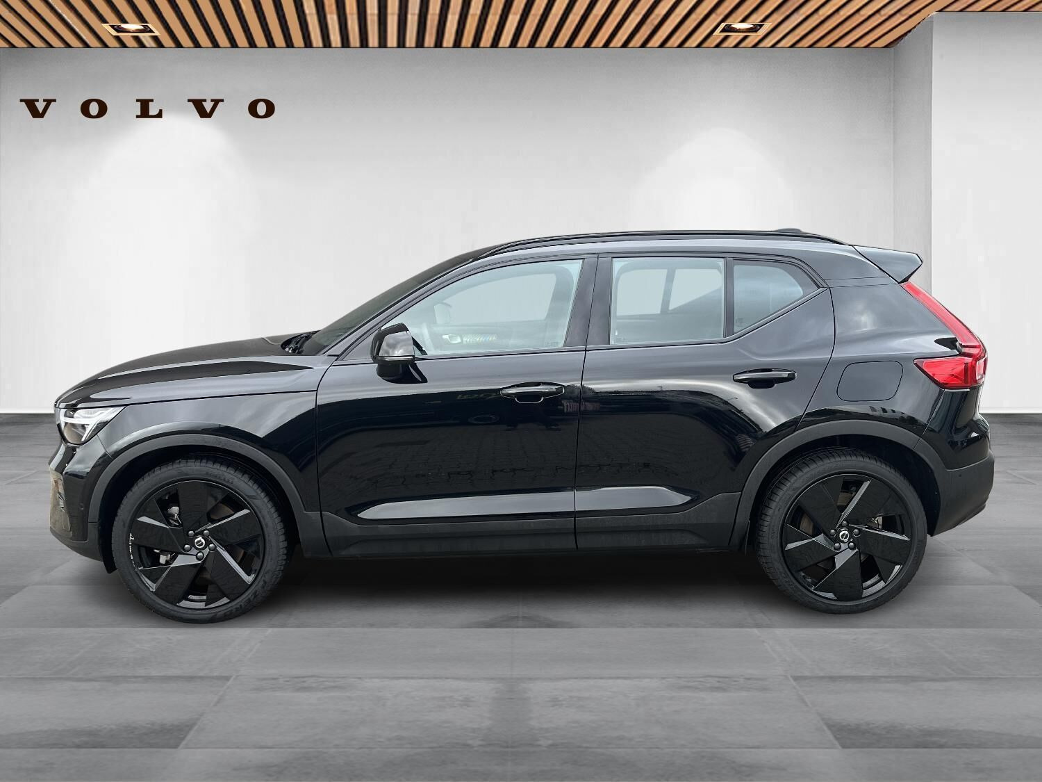 Sort Volvo EX40 fra 2026