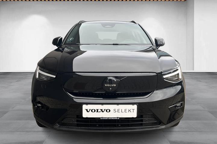 Sort Volvo EX40 fra 2026