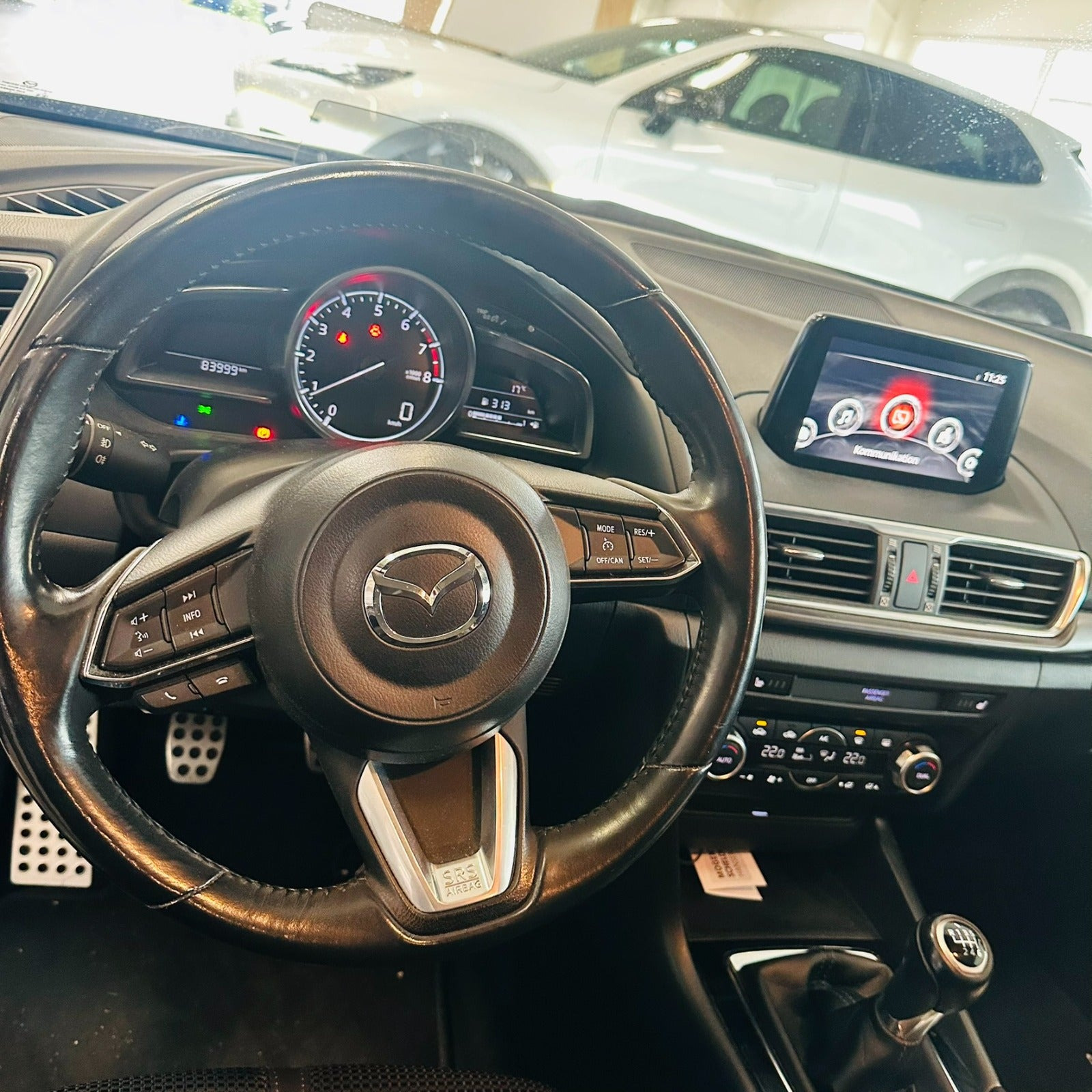 Sort Mazda 3 fra 2017