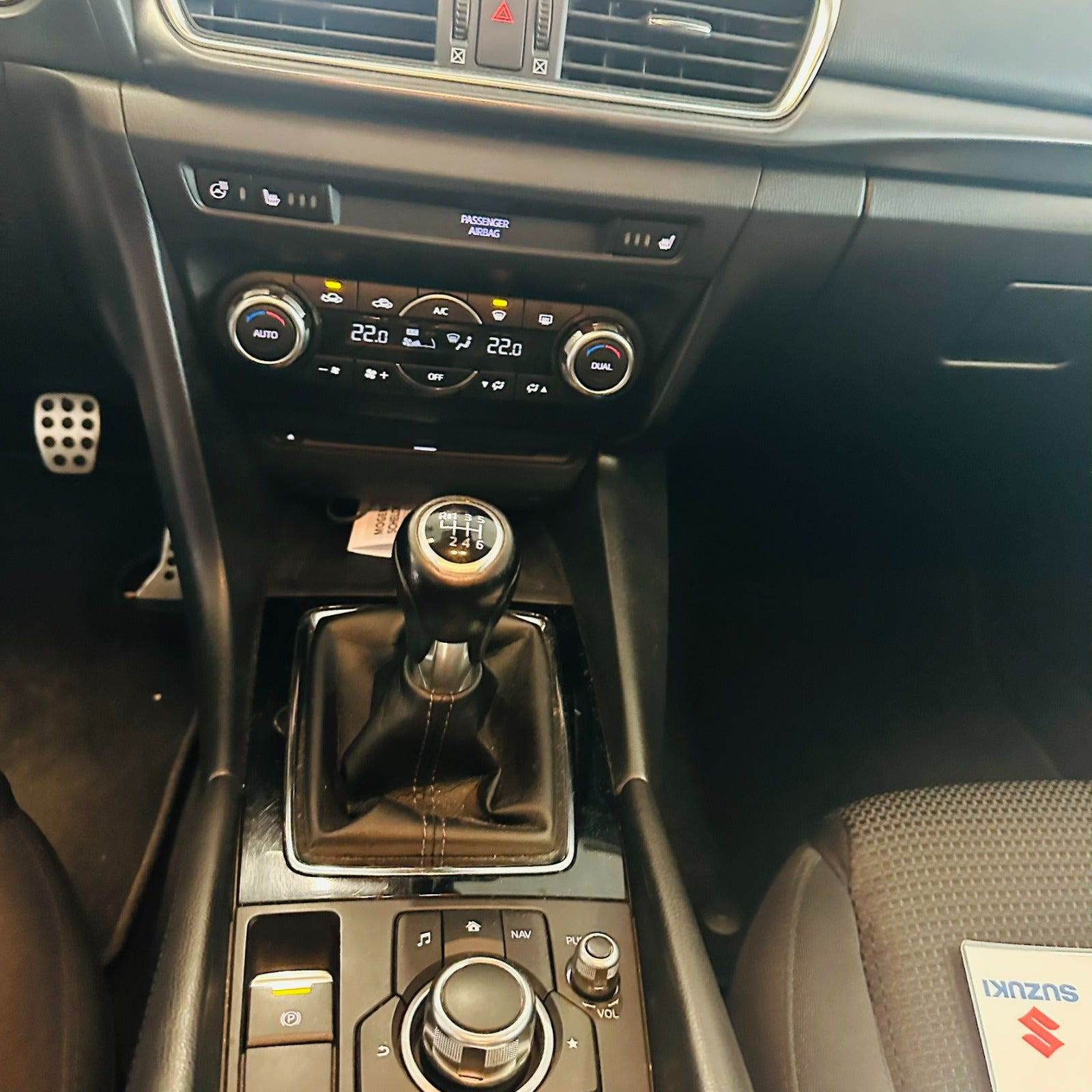 Sort Mazda 3 fra 2017