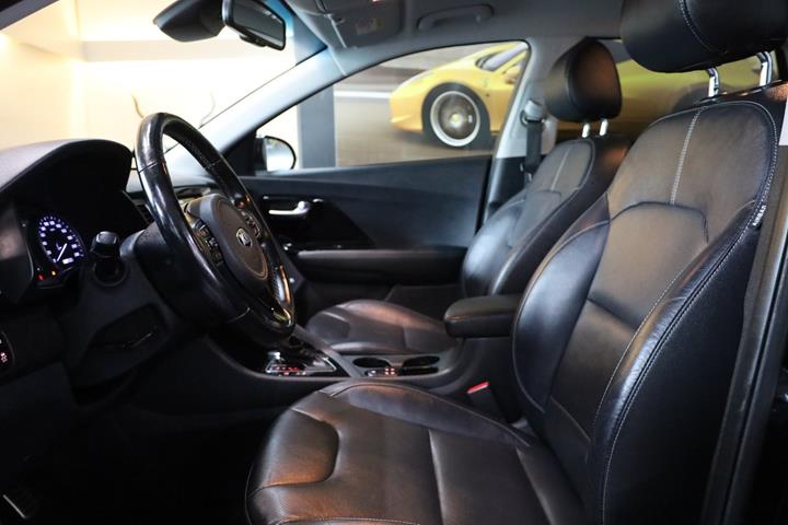 Sort Kia Niro fra 2018