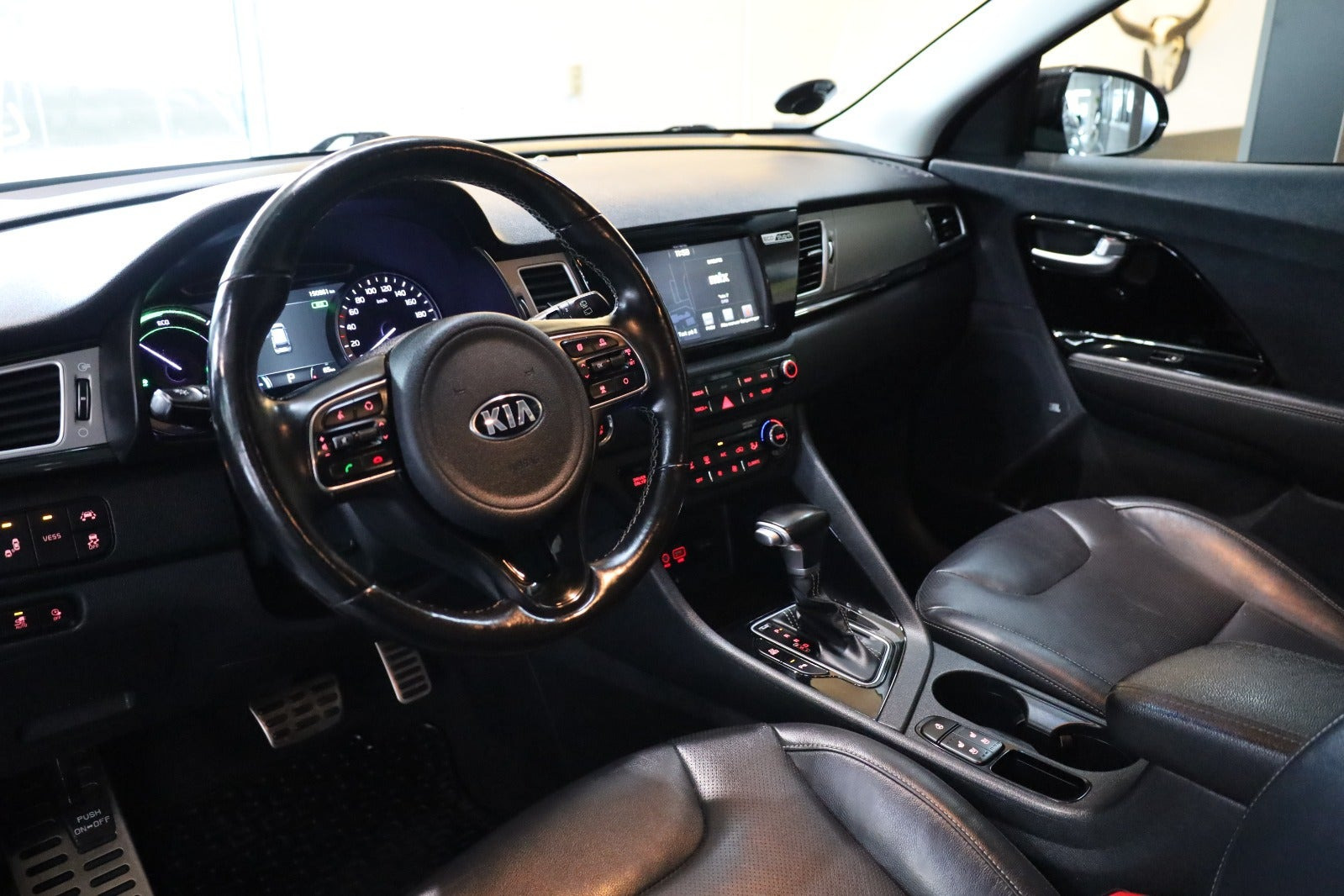 Sort Kia Niro fra 2018