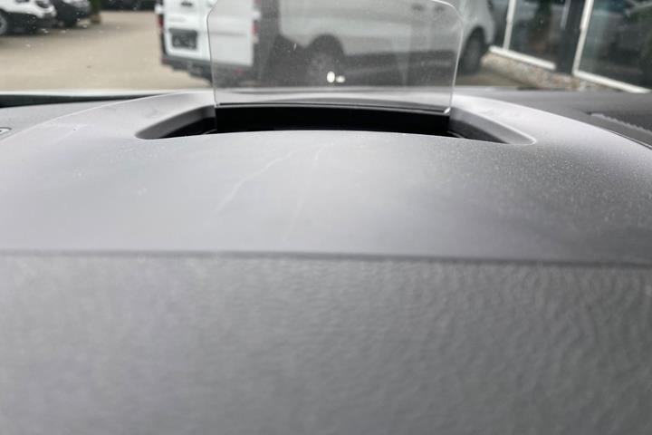 Hvid Renault Megane IV fra 2021