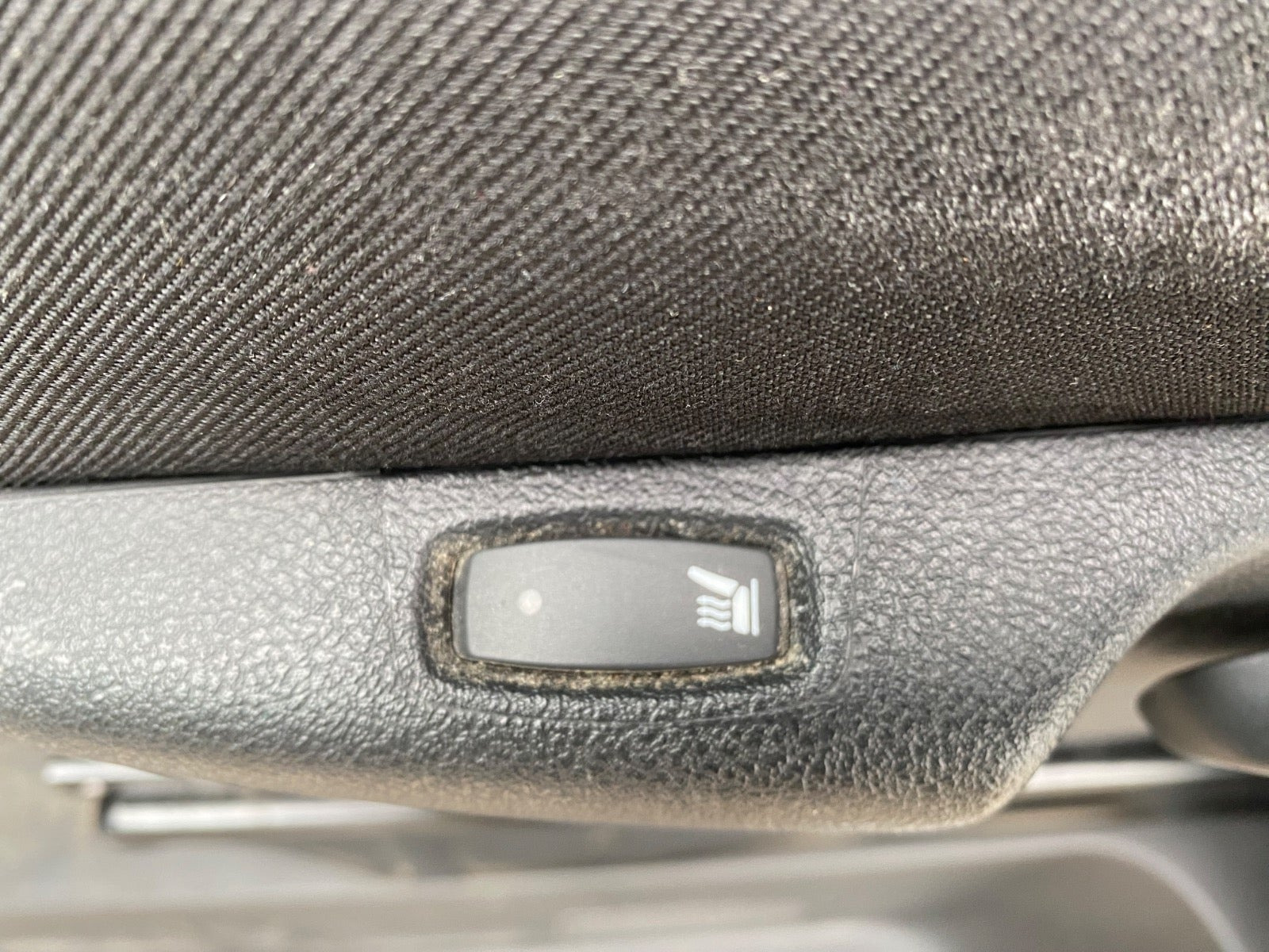 Hvid Nissan Primastar fra 2025