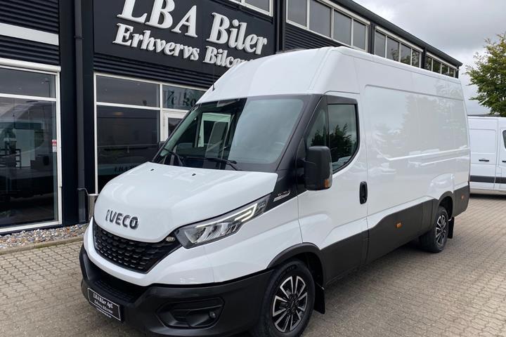 Hvid Iveco Daily fra 2021