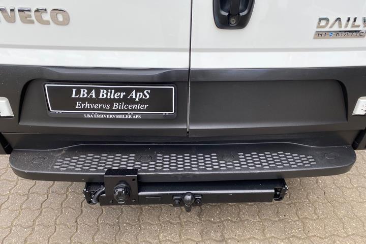 Hvid Iveco Daily fra 2021