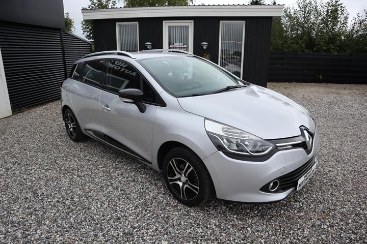 Sølv Renault Clio IV fra 2015