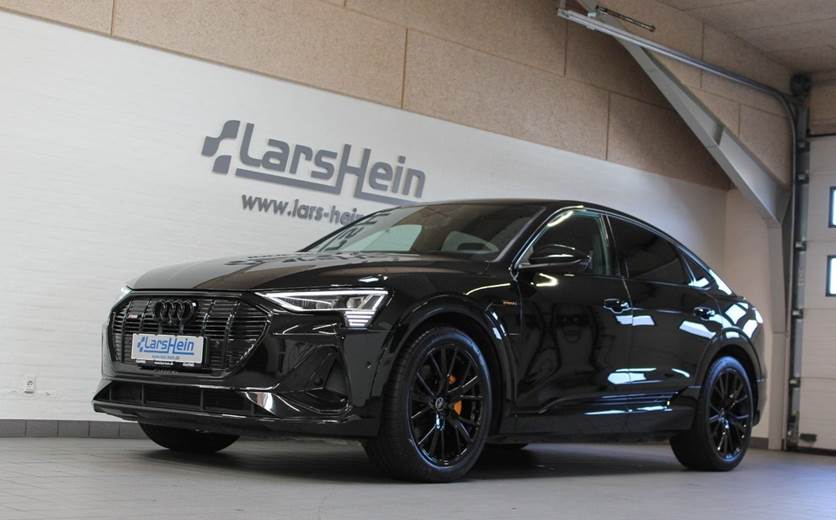 Audi e-tron 55 Black Edition S-line Sportback quattro